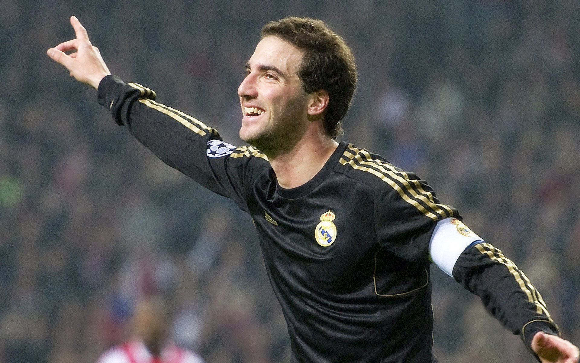 “安赫尔·巴尔博萨：阿根廷美洲狮队的潜力新星，未来发展前景广阔”