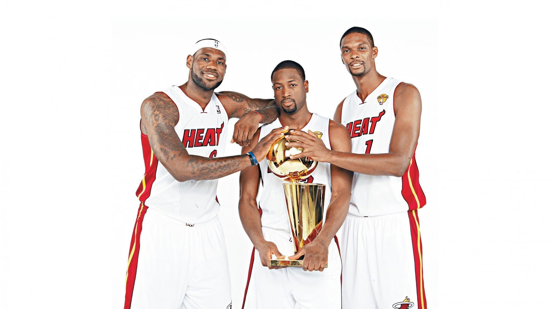 曼城像在演练训练课，对手根本摸不到球，曼城的打法