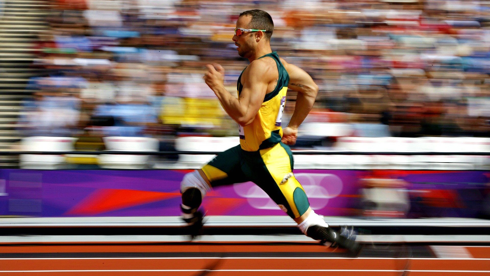 步行者记者谈字母动作：恩比德被罚，那他这动作也得被罚吧，恩比德vs字母哥